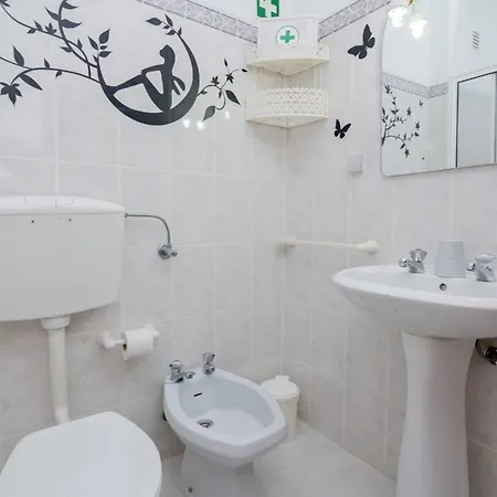 Apartment Gale Tomas By Innkeeper